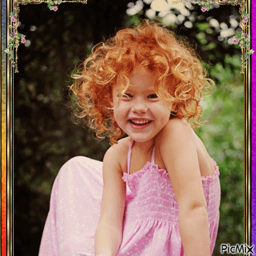 Petite Fille rousse - Free animated GIF