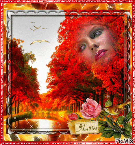 visage de femme dans un arbre d'automne - Gratis animeret GIF