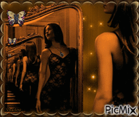 Femme dans le miroir - Gratis geanimeerde GIF
