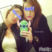nati y flor GIF แบบเคลื่อนไหว