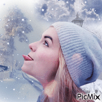 Femme avec des flocons de neige анимированный гифка