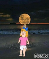 Baby at night beach GIF animé