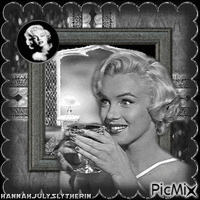 {Marilyn Monroe Black & White Portrait} - Kostenlose animierte GIFs
