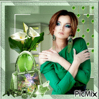 La femme et ses accessoires en vert