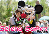Selena Gomez  et miker je les adore - GIF animasi gratis