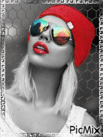 Chica de gorra roja. animovaný GIF