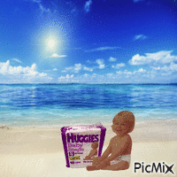 Baby at beach GIF animé
