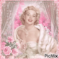 Vintage woman - Pink and beige shades - Animovaný GIF zadarmo