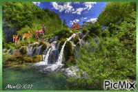 naur med vattenfall och djur animovaný GIF
