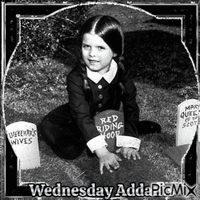 Wednesday Addams - GIF animé gratuit