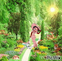 stroll in the woods animovaný GIF
