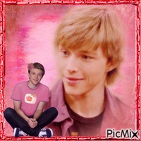 Concours : Sterling Knight - Tons roses GIF animé