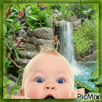 funny baby spring - Gratis geanimeerde GIF
