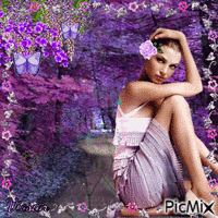 Mujer y otoño (tonos lila) Animated GIF