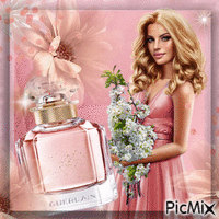 Woman with Perfume - GIF animé gratuit