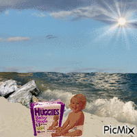 Baby at beach animēts GIF