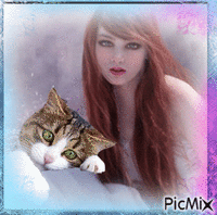 Femme fantasy avec son chat - Zdarma animovaný GIF