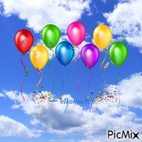μπαλόνια στον ουρανό - GIF animado grátis