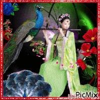 Geisha and bleu Peacock - Free animated GIF