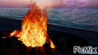 soirée au coin du feu sur la plage - GIF animado grátis