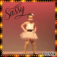 Sassy - 免费动画 GIF
