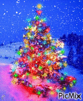Lit Tree in the Snow анимированный гифка