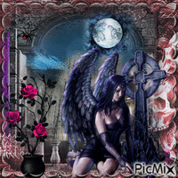 Femme ange Gothique et pleine lune - GIF animé gratuit