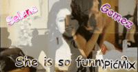 She is so funny <3 - 免费动画 GIF