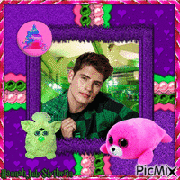 ♥Gregg Sulkin in Purple, Pink & Green♥ animovaný GIF