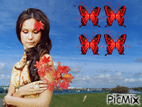 Vrouw en vlinders - Besplatni animirani GIF