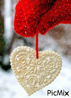 Heart Ornament - Free animated GIF