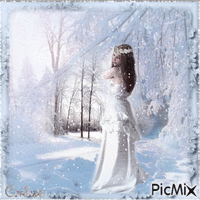 Woman wearing white in the snow - Ingyenes animált GIF