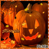 Micaela Halloween - Бесплатни анимирани ГИФ