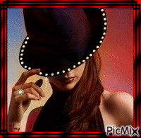 femme au chapeau - Бесплатный анимированный гифка
