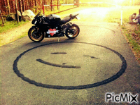 Bike and Heart - GIF animado grátis