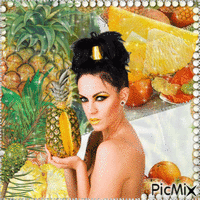 Woman With A Pineapple | For A Competition animirani GIF