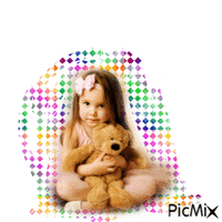 Enfant et ours en peluche (5) GIF animé