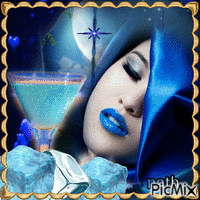 Femme et son cocktail bleu et noir,nath анимирани ГИФ