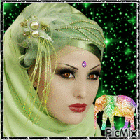 Lady in green #2 Green and Black animirani GIF
