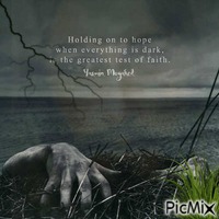 Holding on to hope - Безплатен анимиран GIF