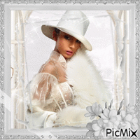 A white portrait of a woman - GIF animé gratuit