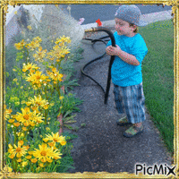 Helping Grandpa with Garden - GIF animé gratuit