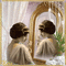 À travers un miroir/or et beige/ 🌺 🌻 - GIF animado grátis