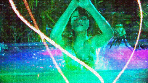 Selena Gomez - Rare - Δωρεάν κινούμενο GIF