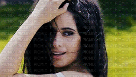 Camila Cabello - Безплатен анимиран GIF