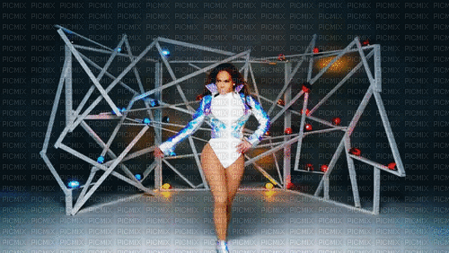 Jennifer Lopez - Goin in - Free animated GIF