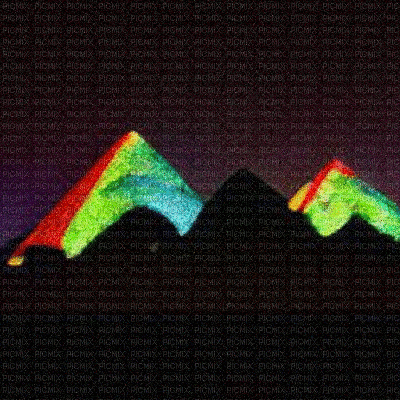 Rainbow Pyramids at Night - GIF animé gratuit