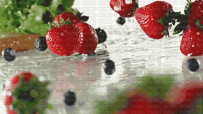 strawberry erdbeeren fraises gif anime animated animation summer ete spring background fond image fruits strawberrie fruit früchte - Nemokamas animacinis gif