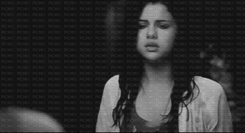 Selena Gomez - GIF animate gratis