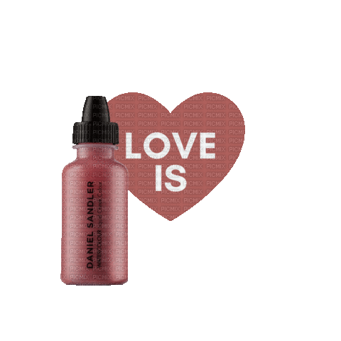Love Is Makeup - GIF animé gratuit